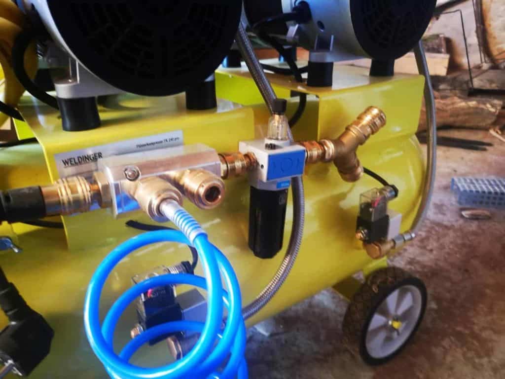 Kompressor Verteiler bauen